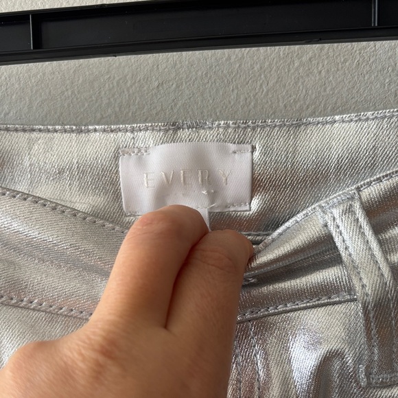 Everly Silver Metallic Skirt - Picture 3 of 4